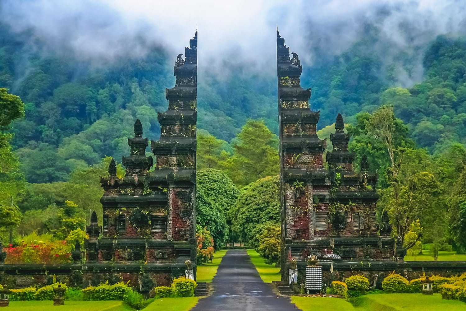 Bali Instagram Adventure: Gate of Heaven Temple Tour